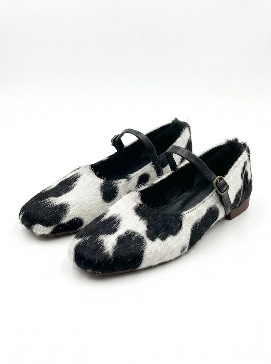 HAIR ON HIDE T SHAPED TOE MULE LOAFER PUMP - Image 2